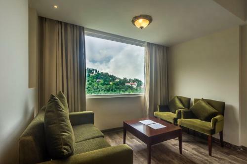 Hotel Ellbee Mussoorie Hills