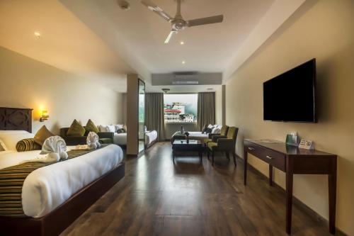 Hotel Ellbee Mussoorie Hills