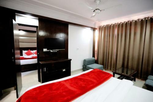 Hotel Amara Hill Queen Mussoorie