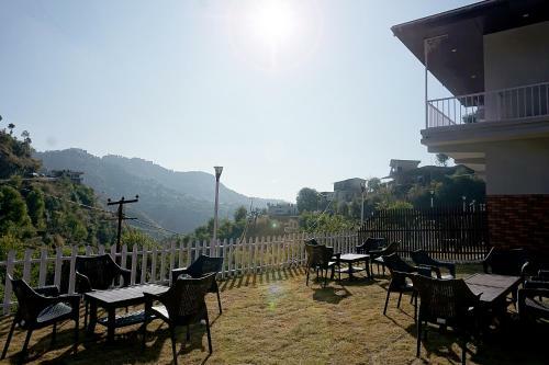 Hotel Sl Manor Hill Resort