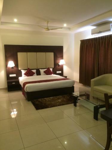 Hotel Golden Castle