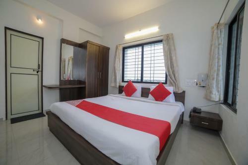 Hotel Oyo 28026 Seva Service Apartment