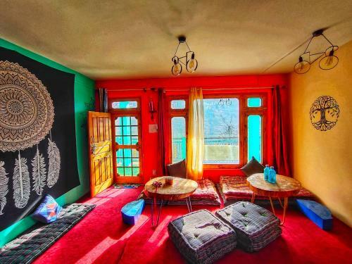 Agroturismo The Himalayan Art Cafe & Backpacker's Hostel