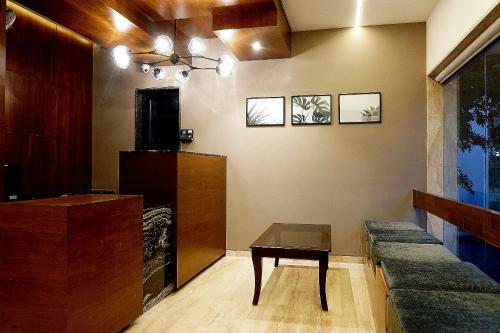 Hotel Oyo 75541 Ace Inn