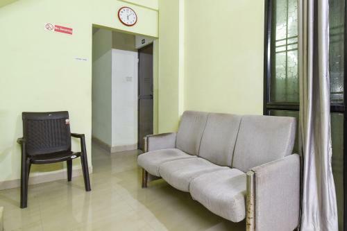 Hotel Oyo 76439 Regal-44