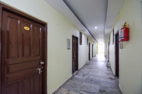 Oyo 47040 Vibes Hotel