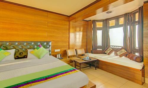 Hotel Treebo Trend Monal Inn