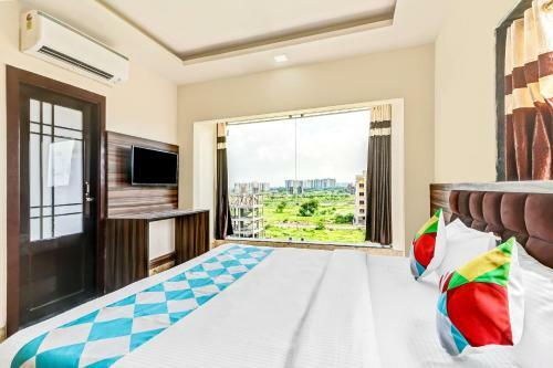 Hostal Oyo 77691 Indra 2rk