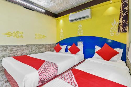 Oyo 6302 Hotel Shivtara