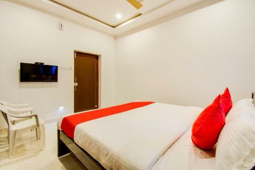 Hotel Oyo 37958 Rvn Guest Inn