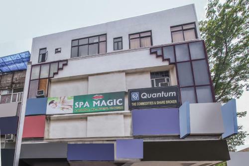 Oyo 15668 Hotel Heaven Inn