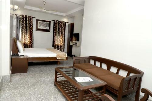 Hotel Preet Palace # Couple Friendly