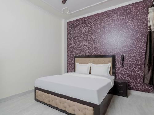 Hotel Oyo 79212 Collection O Blue Diamond