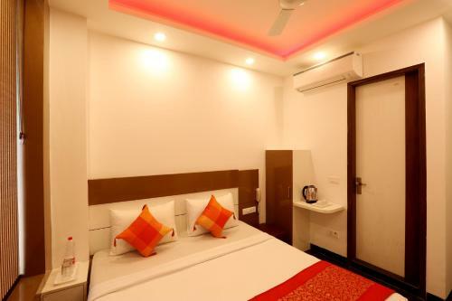 Hotel Ark Suites At Airport