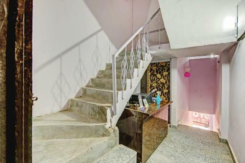 Hotel Oyo 79451 Blue Star