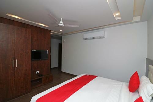 Hotel Oyo 37722 Silver Oak Luxury Comfort Inn