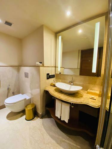 Seven Seas Hotel