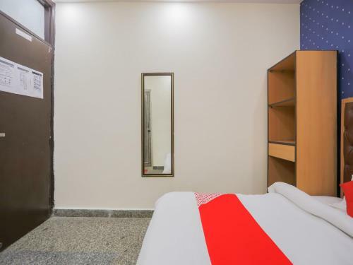 Oyo 75705 Hotel Ars Inn