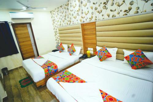 Hotel Delhi Darshan Deluxe