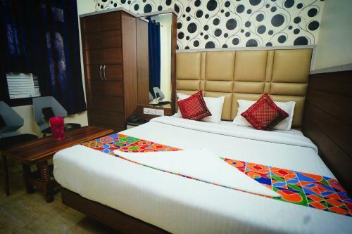 Hotel Delhi Darshan Deluxe