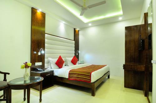 Hotel Yuvraj Deluxe