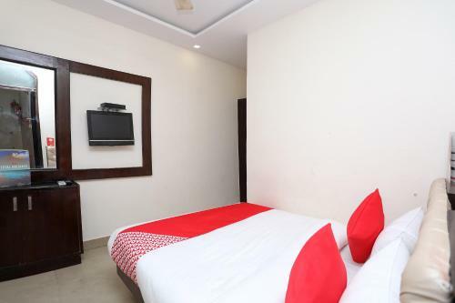 Hotel Oyo 19475 Vijay Inn