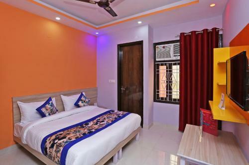 Hotel Oyo 14822 Rose Residency