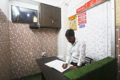 Hotel Oyo 47067 Mannat Inn