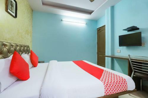 Oyo 73674 Hotel Sampuran Inn