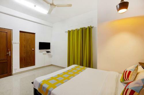 Hostal Oyo 77187 E-98