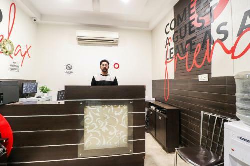 Oyo 70849 Hotel Sarvasa Residency