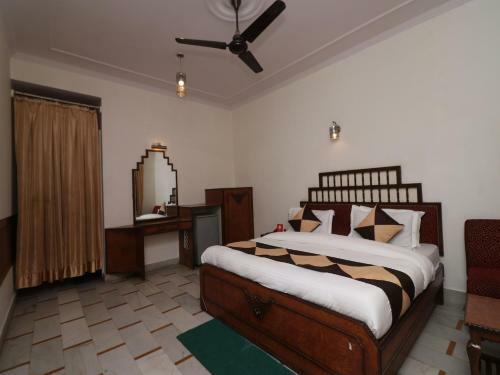 Oyo 10556 Hotel India International