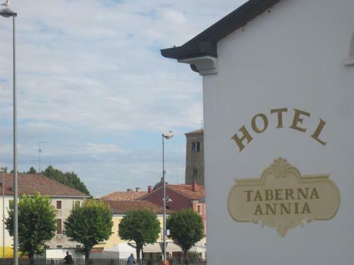 Hotel Annia