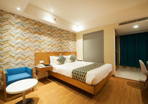 Hotel The Orion Plaza - Nehru Place