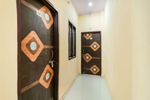 Hotel Oyo 69443 Vision Rooms