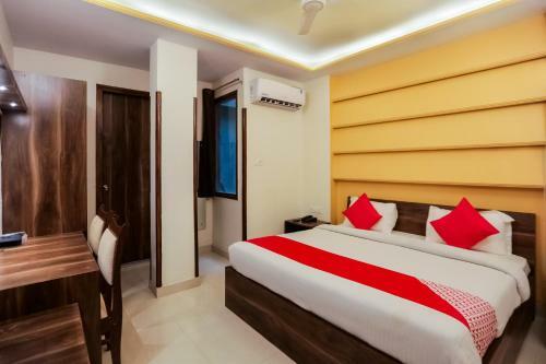 Hotel Oyo 75386 Abhi Residency