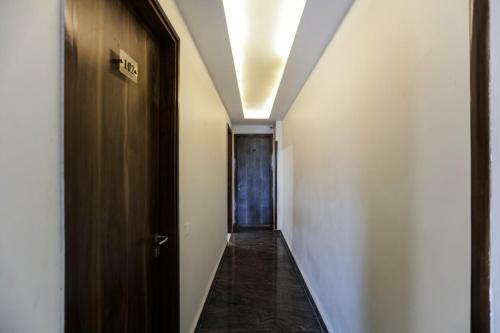 Hotel Oyo 75386 Abhi Residency