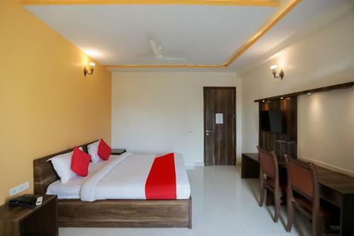 Hotel Oyo 75386 Abhi Residency