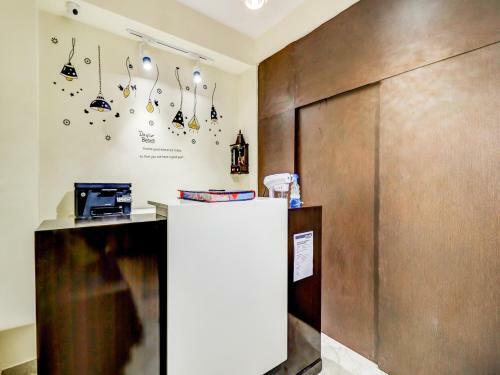 Oyo Flagship 76903 Rs Hotels