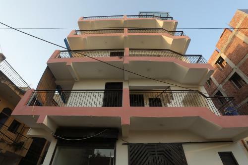 Hotel Oyo 19999 D M Residency