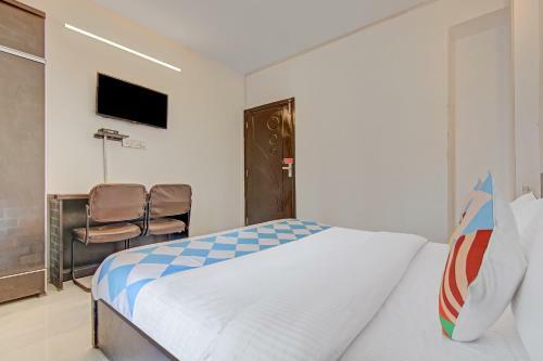 Hotel Oyo 77867 Flagship Silver Palace