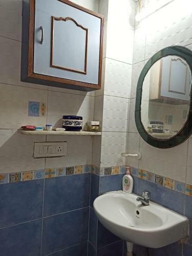 Apartamento *airport* Cozy 3bhk In Sec10 Dwarka