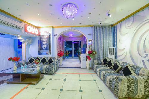 Oyo 11247 Hotel Flic Flac