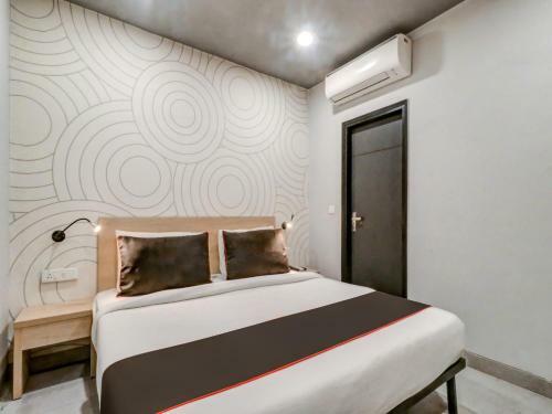 Hotel Collection O 163 Grey House