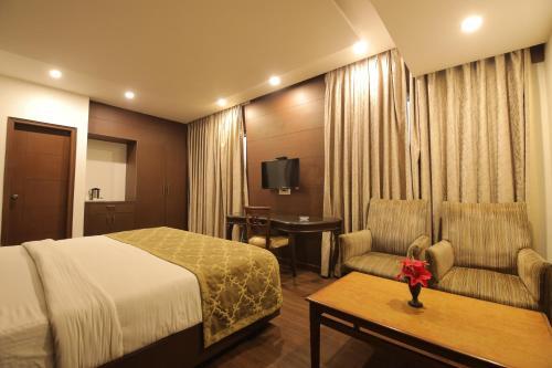 Airport Hotel Bollywood Paradise