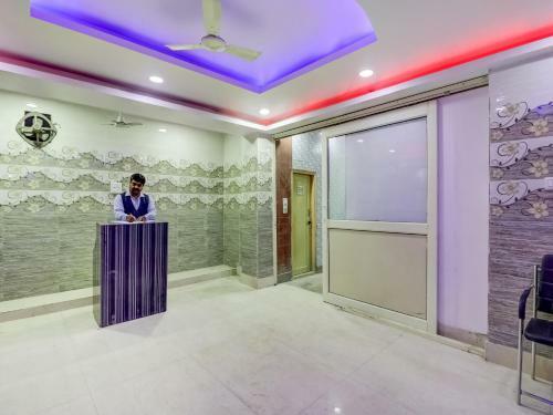 Hotel Oyo 77279 Kapil Party Hall