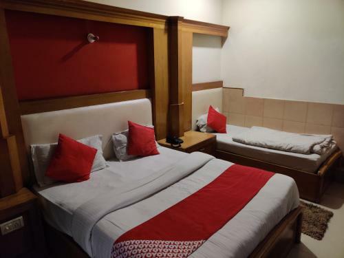 Hotel Kumar Palace