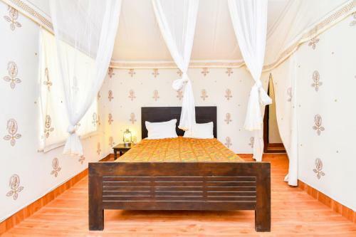 Hotel Palette - Camp Thar