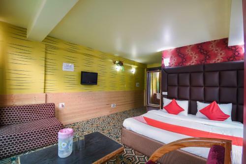 Oyo 65528 Hotel Hill View