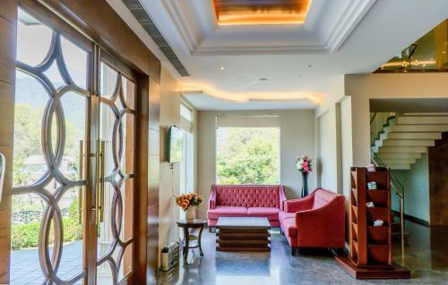 Hotel Justa Palampur Resort & Convention Centre